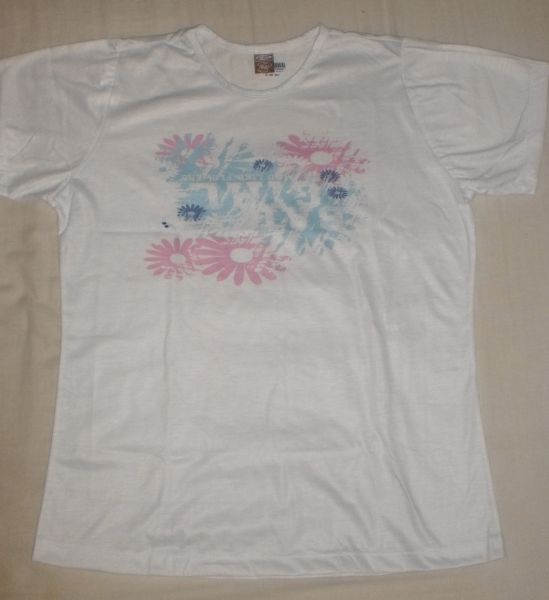 Camiseta estampada Baby Look Branca EG